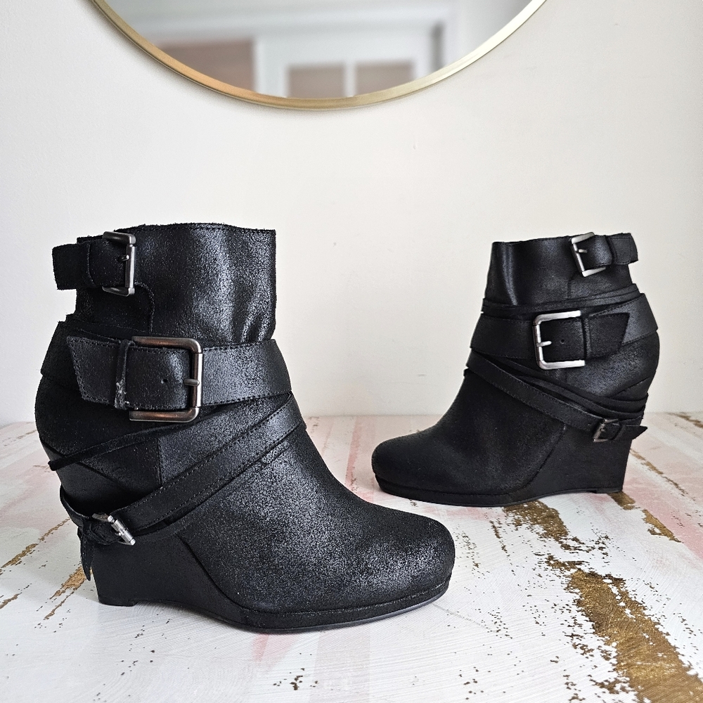 DKNYC “Parker” Black Wedge Ankle Genuine Leather Boots – Size 10 / 41